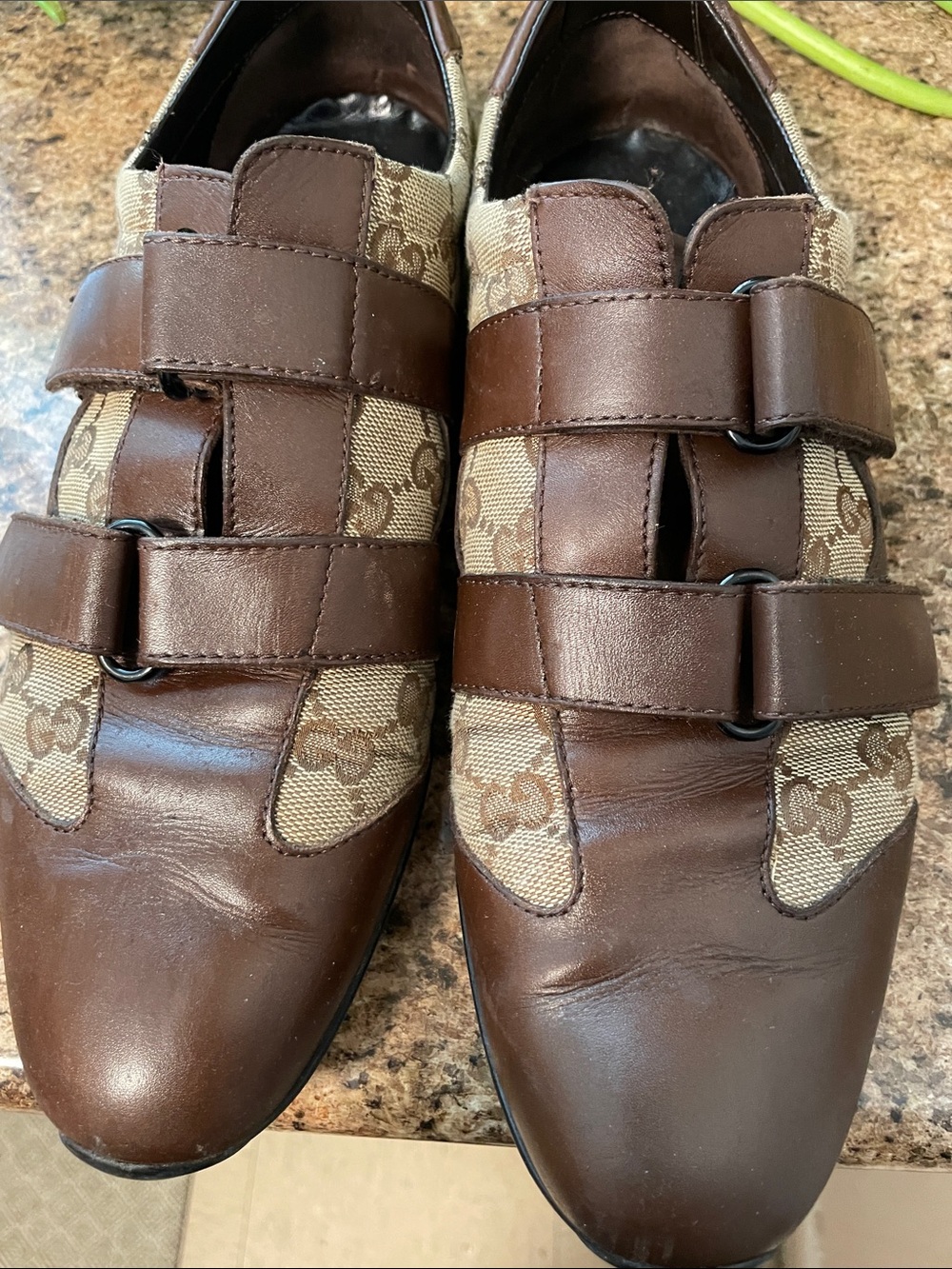 Guicci sneakers